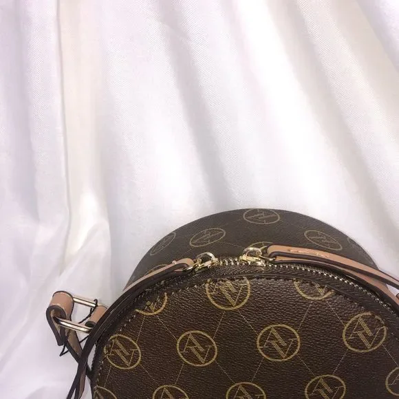 Unique Coated Canvas AV Bag - Picture 8 of 10